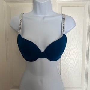 Victoria’s Secret Bra. 32C